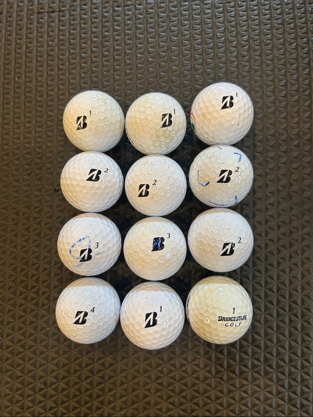 Bridgestone Golf Pack - White Golf Balls (12)